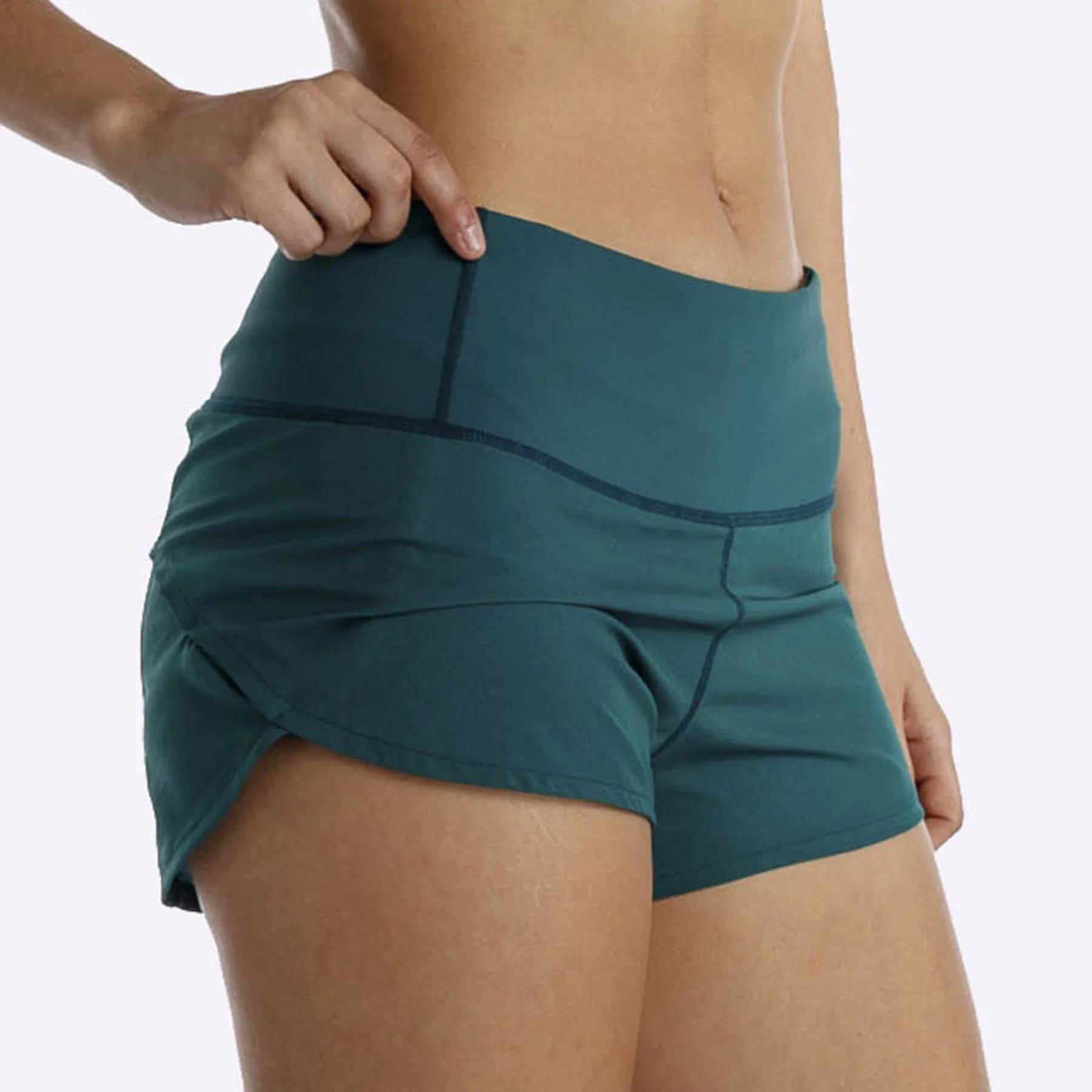 TWL - Women's Motion Shorts - Jungle
